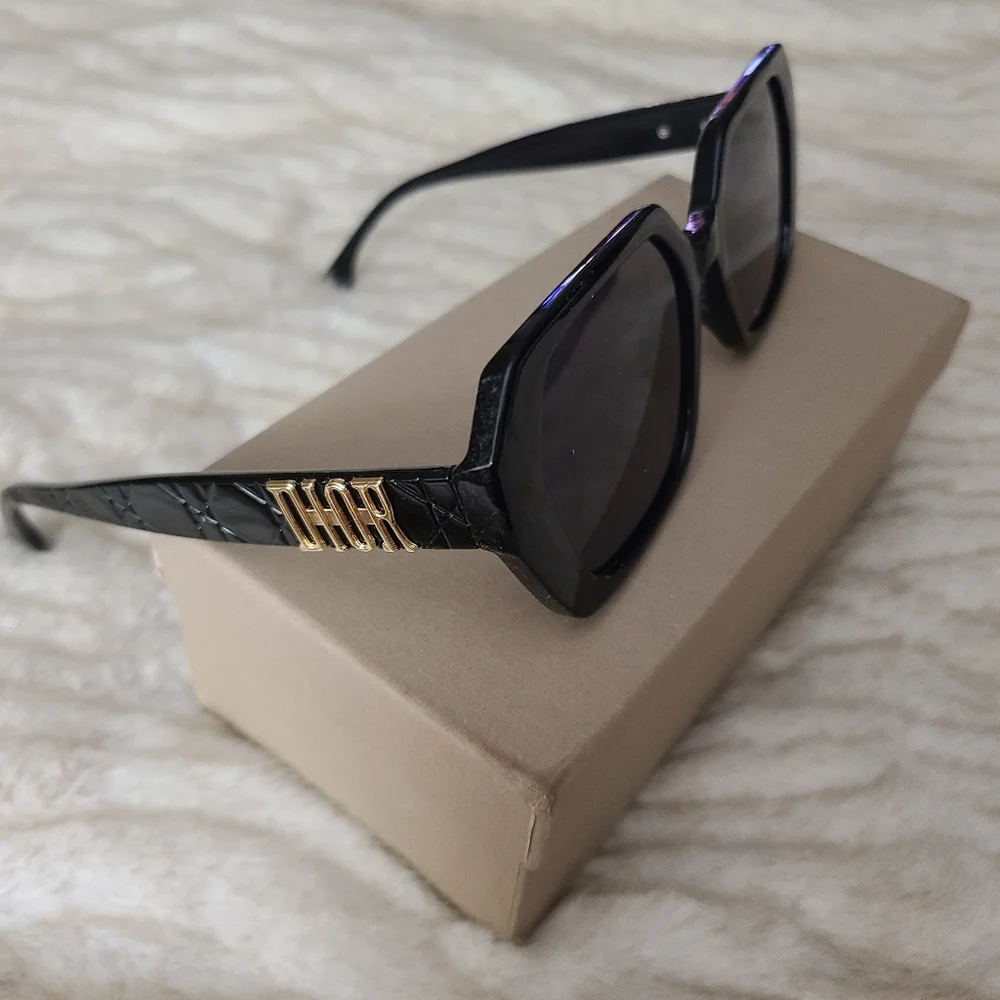 Dior 276353 Lady Dior Stud 5 Black/Grey Womens Sunglasses Authentic - Picture 2 of 3